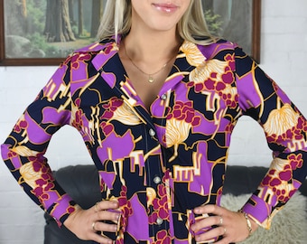 Camisa-blusa com estampa floral Art Nouveau dos anos 1970