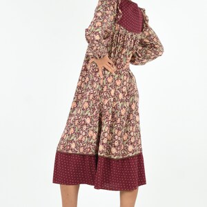 1980s Floral Print Ruffle Detail Prairie Smock Dress image 2