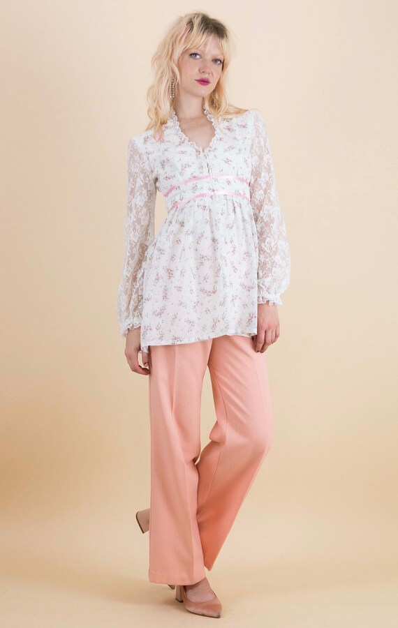 1970's Prairie Floral Lace Sleeves Baby Doll Blous