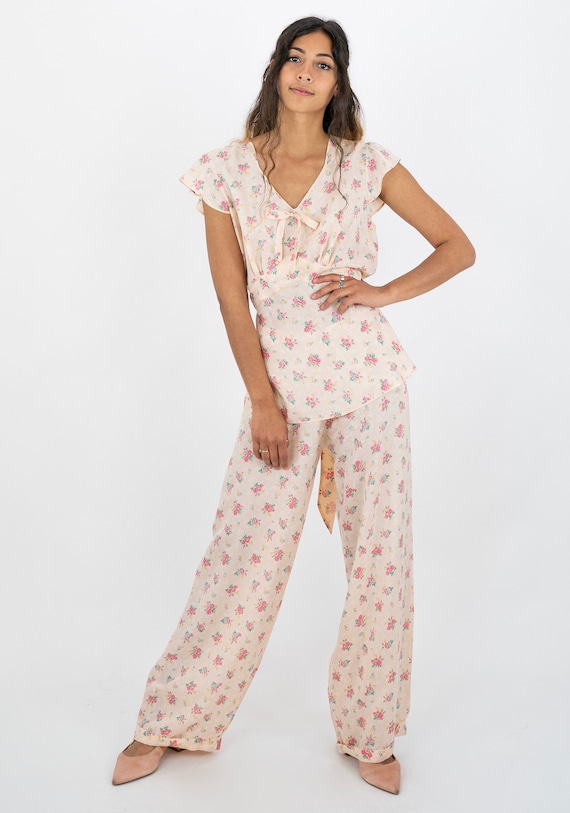 1940's Peach Pink Floral Boudoir Lounging Pyjama S