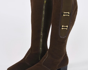1960er Braune Wildleder Schnalle Detail Boho Babe Stiefel