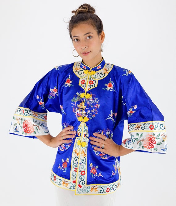 1970s Blue and Cream Silk Intricately Embroidered
