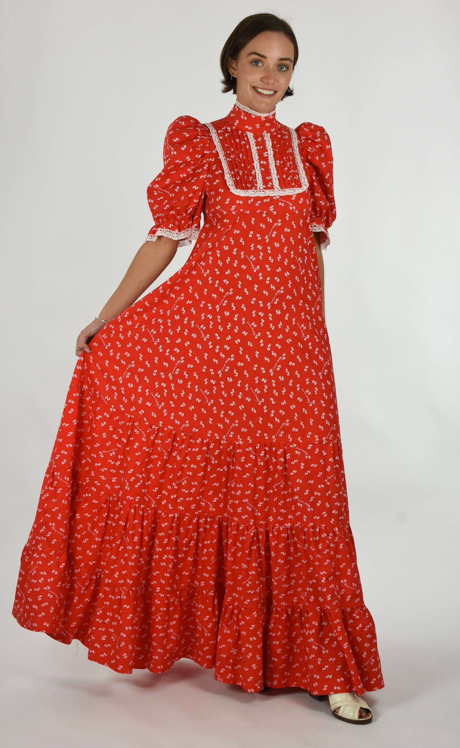 ⑥ LAURA ASHLEY レッド ダブルブレストコート サイズ10 1970s Laura Ashley Red Floral Cotton Maxi Dress: Victorian Prairie