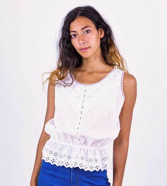 1980s Palest Pink Broderie Anglaise Camisole Blous