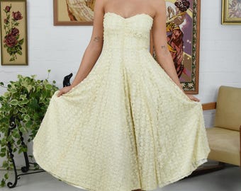 1980's does 1940s Cream Lace Strapless Party Dress