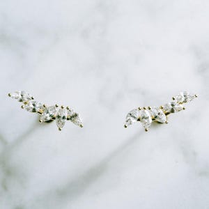 14K Solid Gold Cartilage Tragus Helix Conch Cz Feather Post Flat Back Internally Threaded Labret Piercing Earring Stud Jewelry 20g 18g 16g