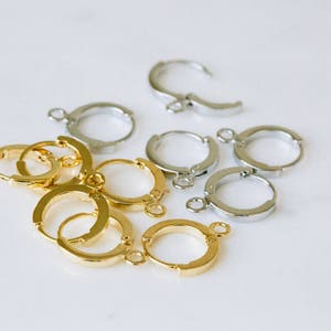 8pcs huggies earrings,huggie hoop earrings,huggy hoop earrings,jewelry making,blank earrings,one touch earrings