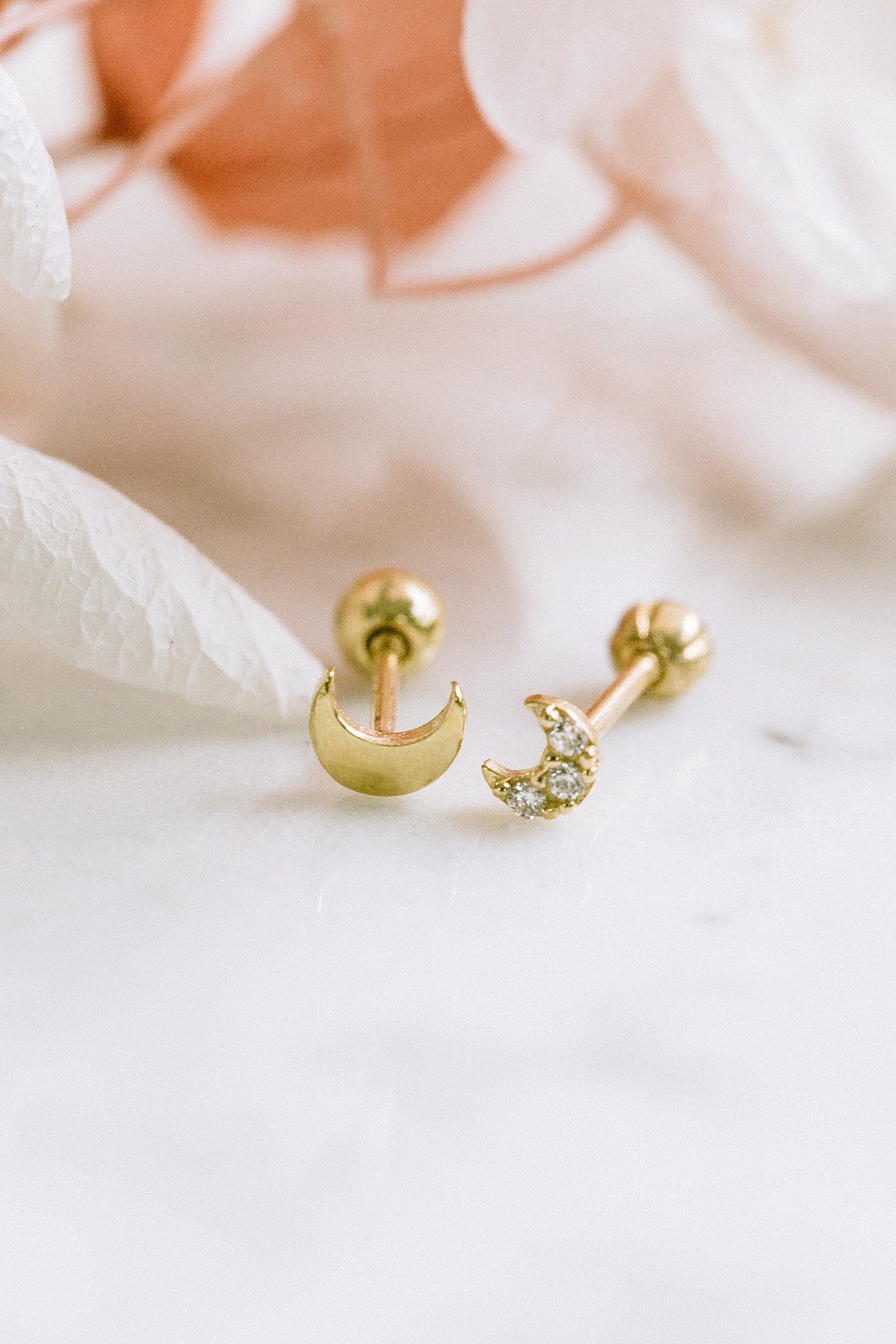 14K Real Solid Gold Jewelry 20g Cartilage Daith Tragus Cz Sideways Half Full Blue Crescent Sailor Luna Moon Star Ear Studs Piercing Earring
