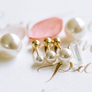 14K Solid Gold Swarovski Pearl Forward Helix Cartilage Tragus Inner Conch Minimalist Post Stud Earring Barbell Piercing For Women Jewelry