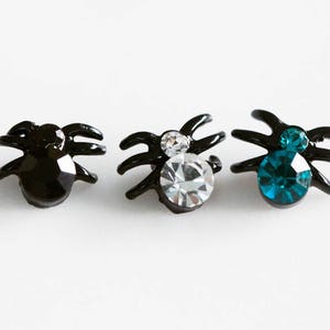 16g Cute Cartilage Daith Snug Tragus Helix Indutrial Barbell Animal Spider Ear Cat Shaped Ear Studs Piercing Pierced Earring Pendant C40