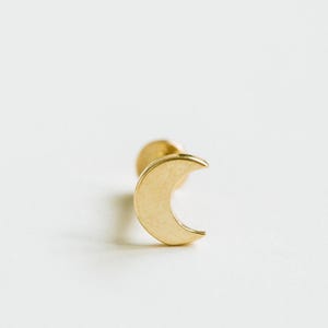 14K Solid Gold Cartilage Tragus Helix Inner Conch Crescent Half Moon Flat Back Internally Threaded Labret Piercing Earring Stud 20g 18g 16g