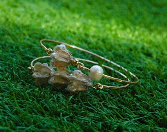 Bracelets-jonc princesse fleur de la couronne : une fleur ou trois perles | Motifs floraux réels | Bracelets joncs empilables