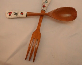 Vintage ceramic/wood serving utensils