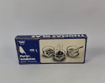 Vintage party dishes by Thomas