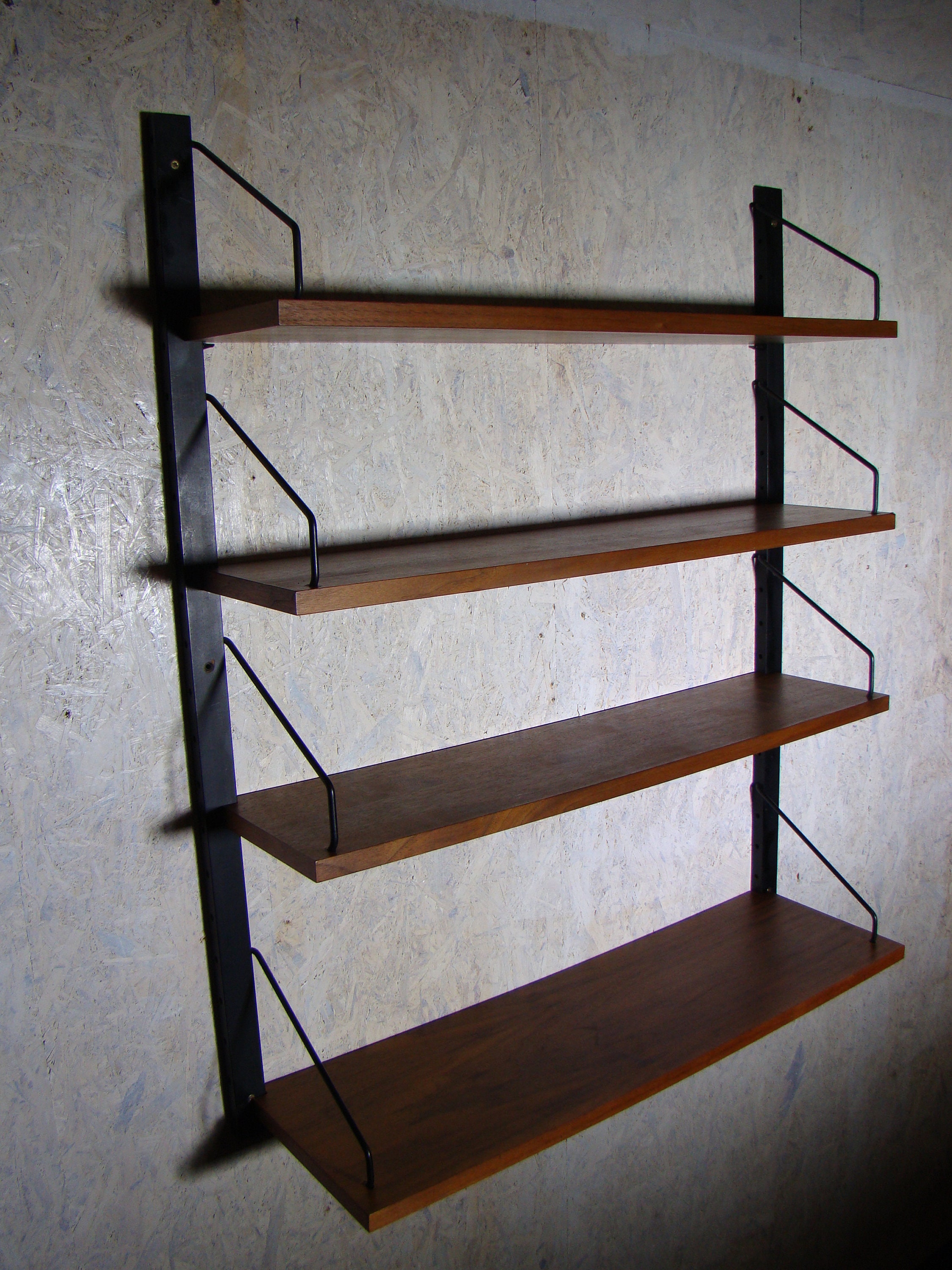 Vintage shelving unit by Poul Cadovius