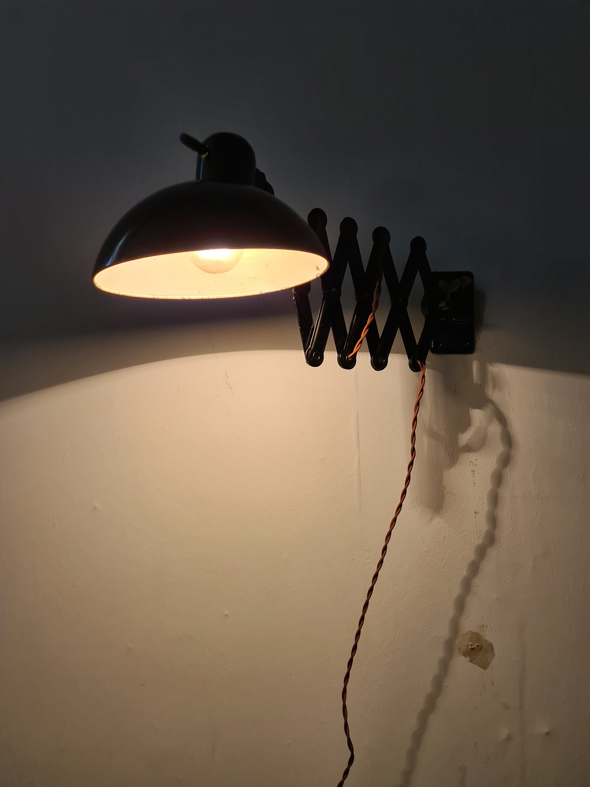 Vintage Bauhaus Scissor lamp by Kaiser Idell 6614