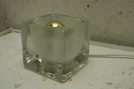 Peil And Putzler Ice Cube Table Light