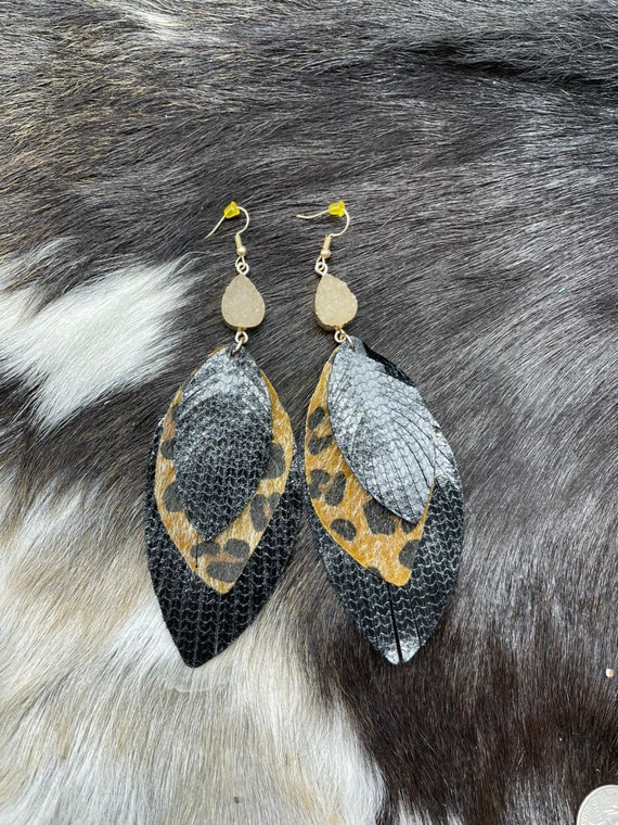 Feather Leopard Print Drop and Dangle Earrings