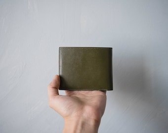 Tochigi Green Bifold leather wallet, handmade wallet