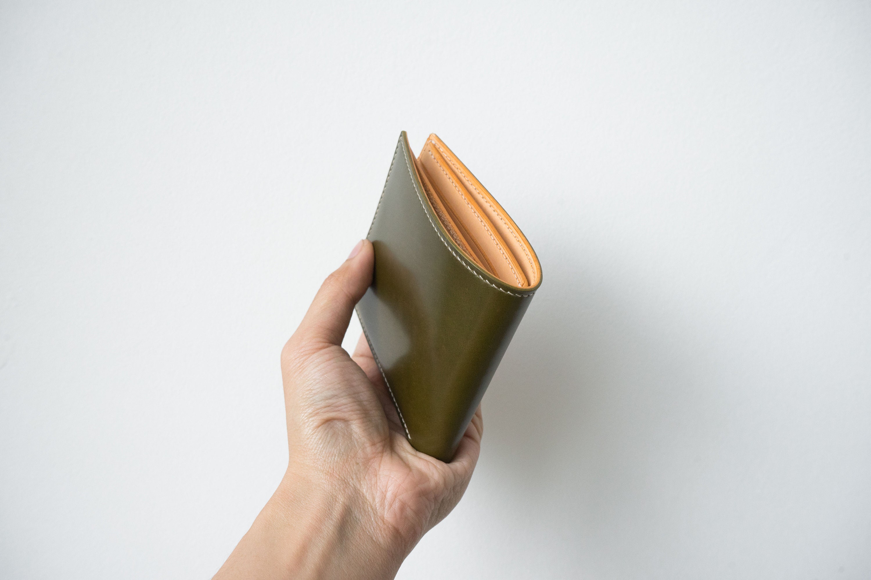 The Iole wallet Tagged olive green - milloobags