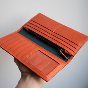 Cartera de cuero larga, embrague de cartera de cuero, cartera de embrague de cuero genuino, cartera de cuero de Italia, cartera larga personalizada, cartera larga azul