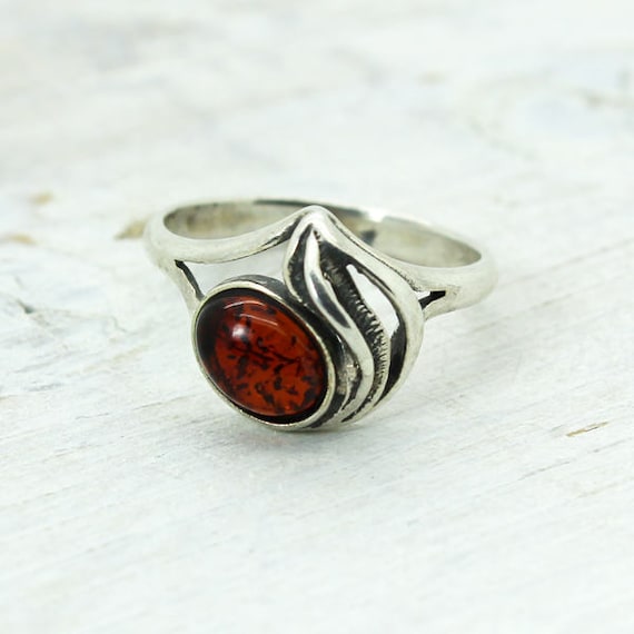 Small Amber ring with silver ornate sterling silver r… - Gem