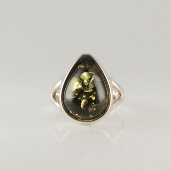 Green Amber ring simple drop shape made of sterli… - image 1