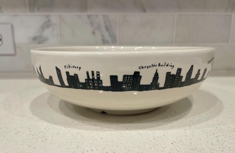 Fishs Eddy Skyline Serving Bowl - Thumbnail 2