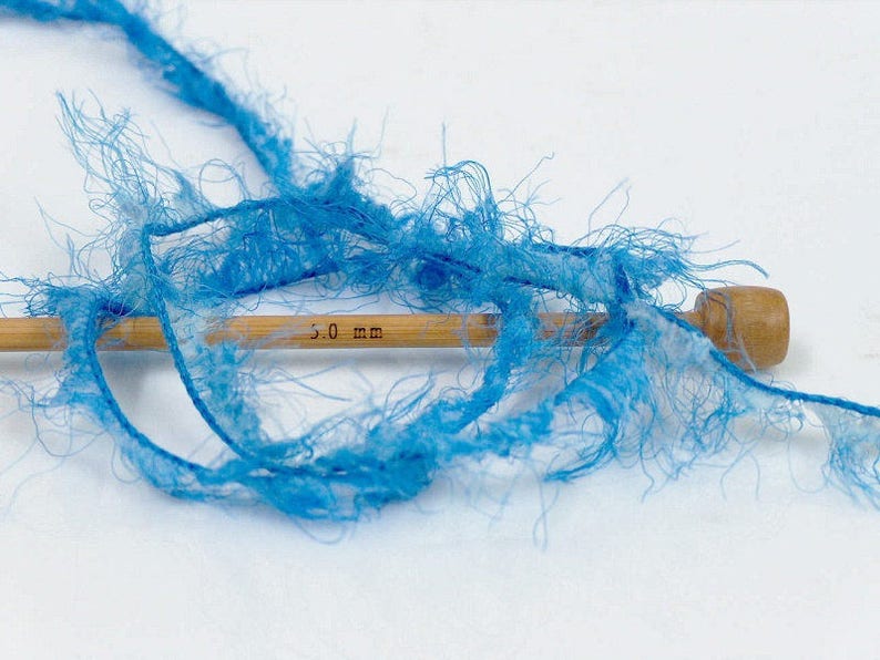 109 yards 46234 Fiber Art Novelty Yarn Polar Eyelash Shades of Blue Ice Yarn Tie back Yarn Bulky Eyelash Fancy Yarn