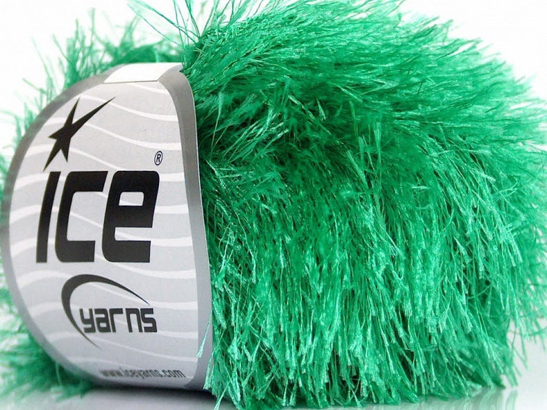 Fiber Art Bright Green Fun Fur Bright Emerald Green Eyelash Ice Yarn Long Fancy Yarn Novelty Yarn 50641