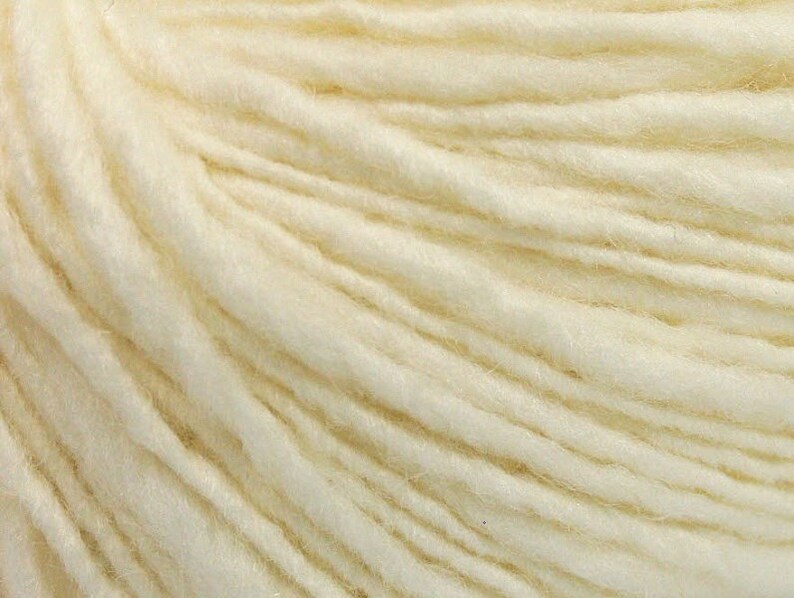 Fiber Art Worsted Weight Wool Blend Yarn Fiammato Cream Wool Blend Ice Yarn Thin to Thick Yarn Wool Blend Yarn 58591 Unique Yarn