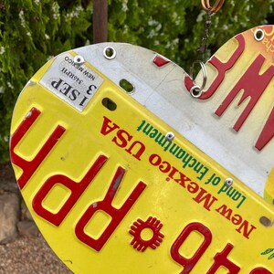 New Mexico Zia Heart License Plate Plaque – Upcycled RT66 Balloon Art (12" Spinner)