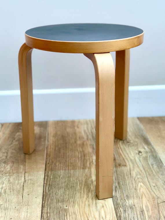 Alvar Aalto stool 60 with black linoleum seat circa 1970s