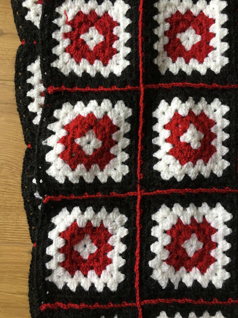 Vintage Swedish Scandinavian Granny squares crochet blanket in red and black wool image 5