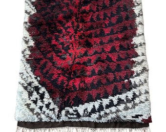 Vintage Finnish rya rug by Kirsti Ilvessalo called Fire in the Forest wallhanging or rug