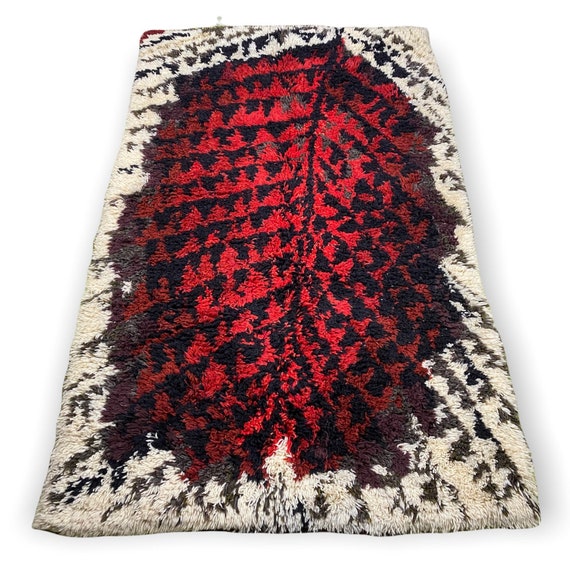 Vintage Finnish rya rug by Kirsti Ilvessalo called Fire in the Forest