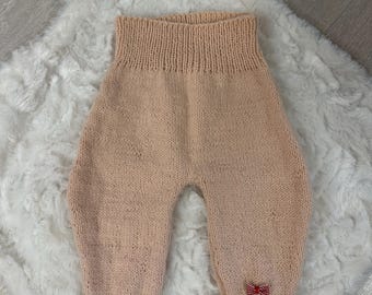Pantalon ,leggings bébé ton rose  0/6 mois  ..laine fait main.. naissance , cadeau,maternité