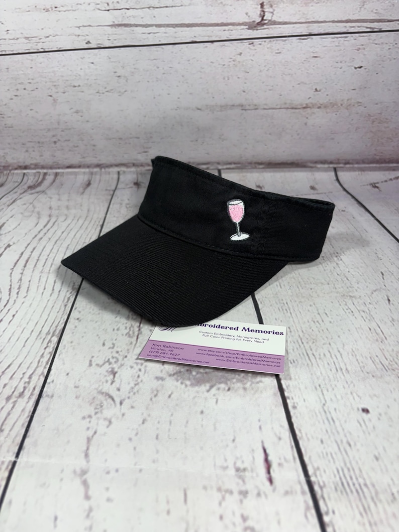 VISERA con diseño bordado de dragón, ancla, melocotón, cereza, mariposa, libélula, palmera, huellas de patas, cactus, raqueta de tenis, velero imagen 12