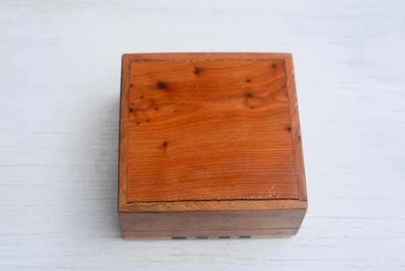 Wooden Inlaid Box Carved - image 5