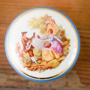 Vintage Antique Limoges France Porcelain Trinket Pill Jewelry Box