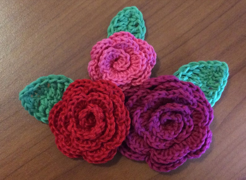 Crochet pattern roses and leaves in 3 different sizes pdf applique, crochet pattern bundle image 1