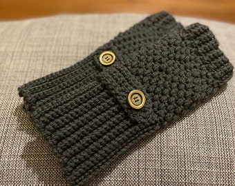 Crochet fingerless gloves pattern PDF, wrist warmer, crochet fingerless mittens,vintage pattern, gift or to yourself