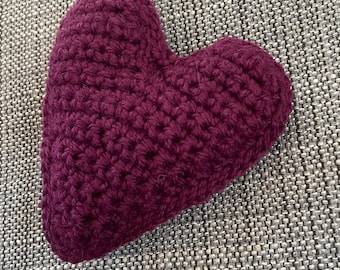 Stuffed amigurumi heart crochet pattern pdf decoration for Valentine’s, wedding or Christmas