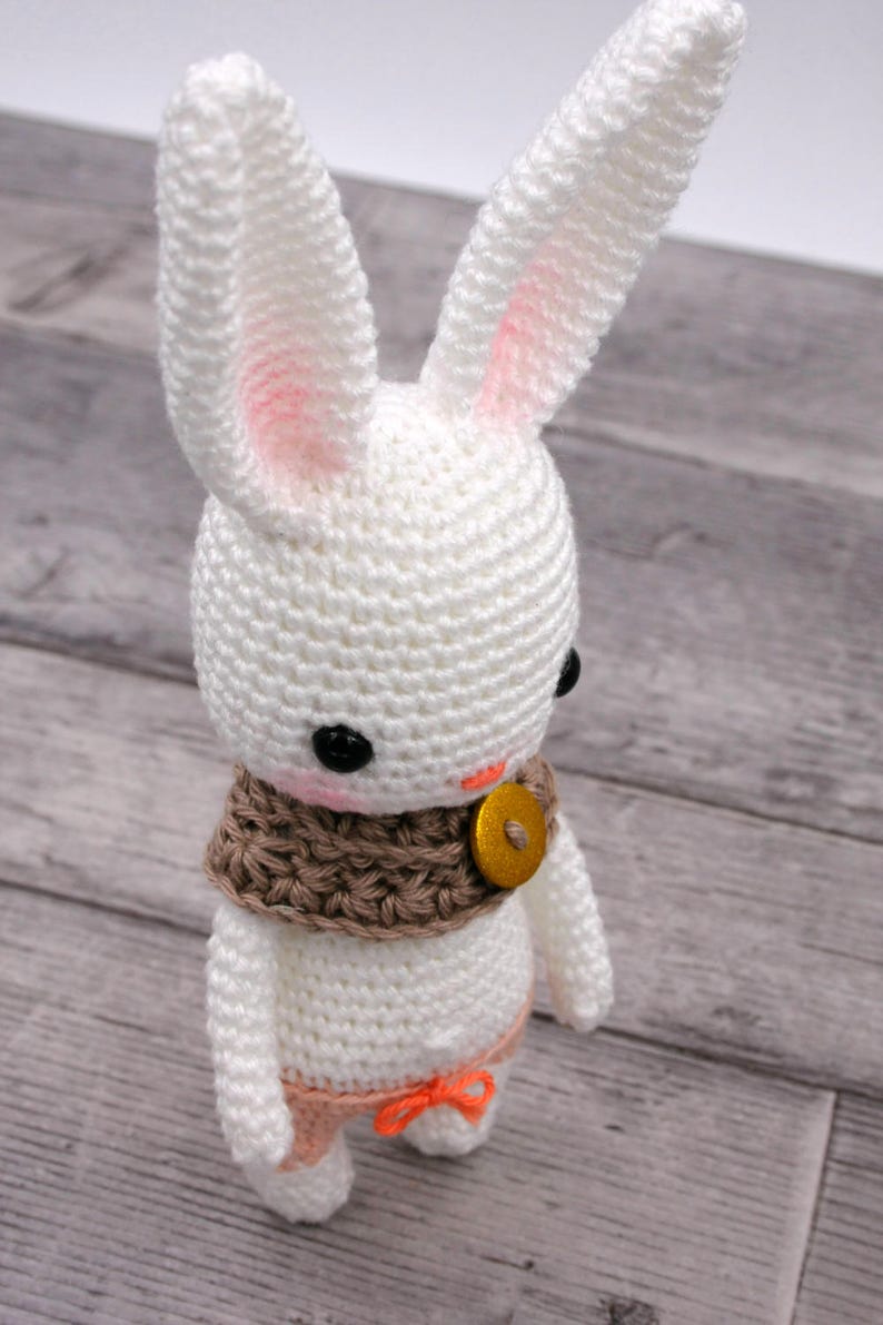 Crochet pattern Kiara the mini bunny image 4