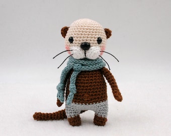 Crochet pattern: James the mini sea otter
