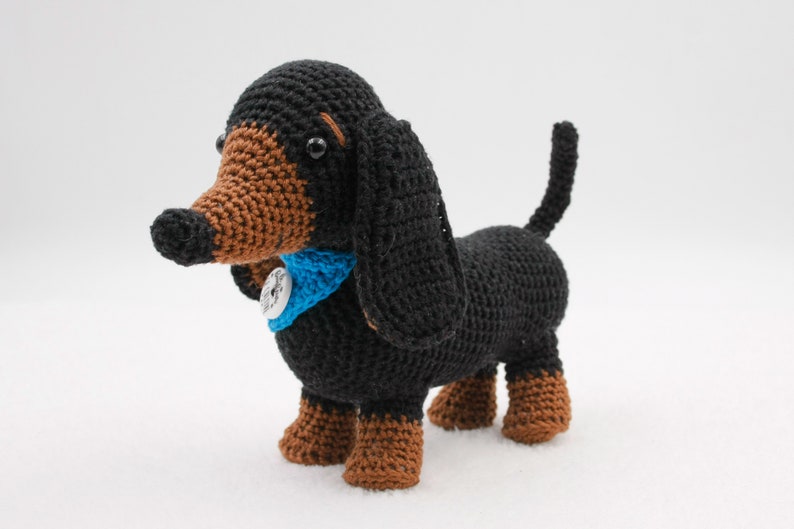 Toby the dachshund PDF crochet pattern image 7