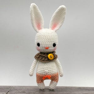 Crochet pattern Kiara the mini bunny image 1