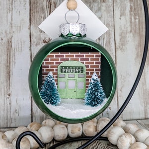 Paddy's Pub Diorama Ornament image 1