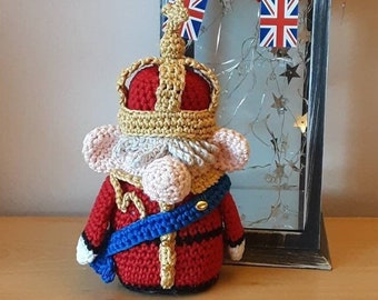 KING CHARLES 111 Coronation Gonk - Crochet Pattern Only - US Terminology- Amigurumi