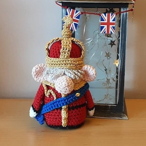 KING CHARLES 111 Coronation Gonk - Crochet Pattern Only - US Terminology- Amigurumi